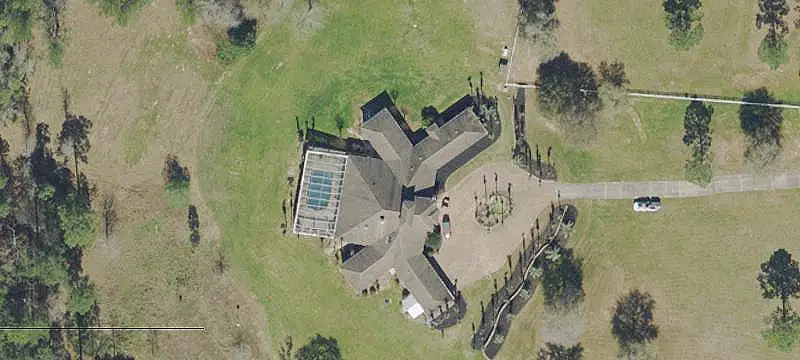 Equestrian Property with Stable