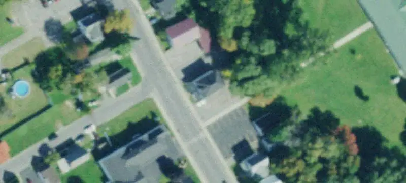 4-Unit Apartment Building