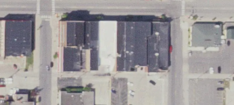 Four-Apartment Mixed-Use Building