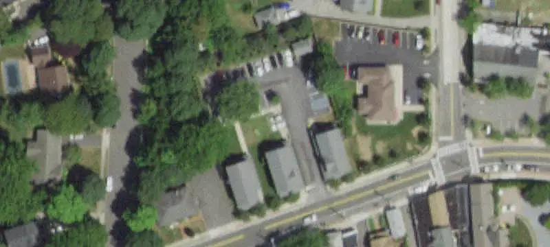 Mixed-Use Building with Apartment