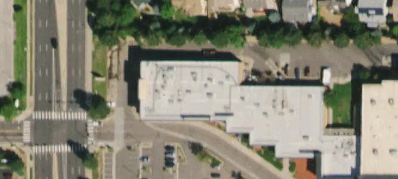 Multi-Tenant Shopping Center
