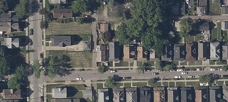 Duplex with Renovated Lower Unit