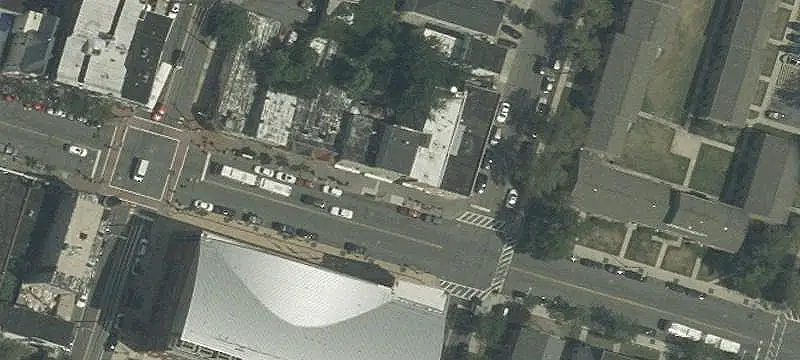 Mixed-Use Property with Restaurant