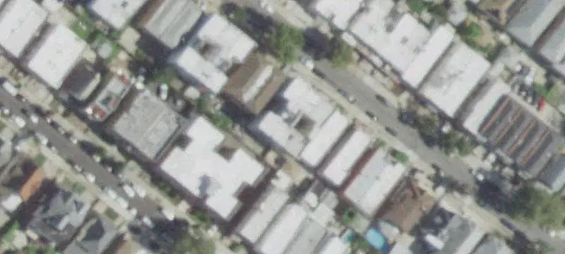 6-Unit Walk-Up Apartment Building