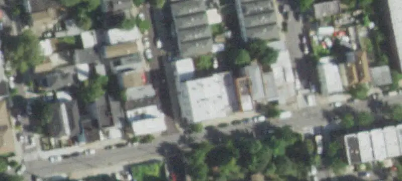 6-Unit Apartment Building