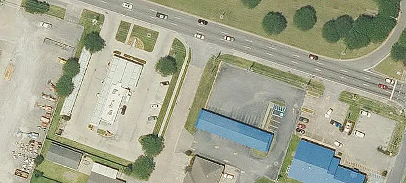 Three-Suite Office Building