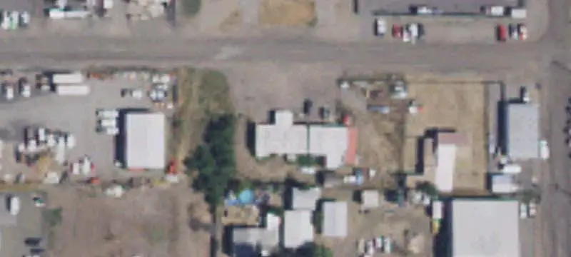 Automotive Shop on Three Lots