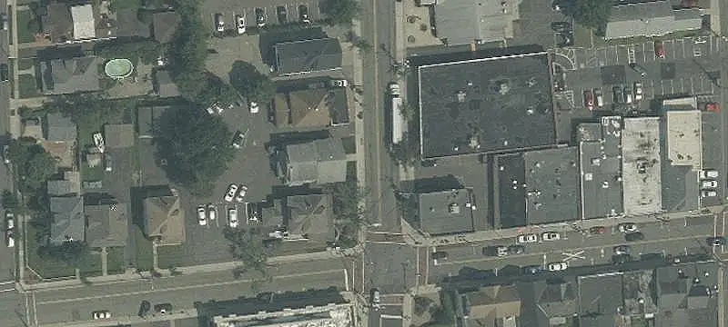 Mixed-Use Building with Offices