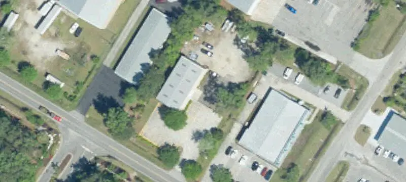 Flex Space with Secured Yard