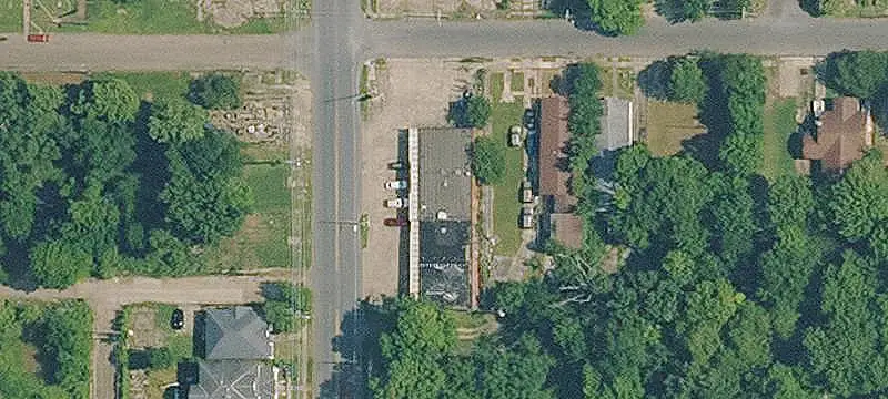 Multi-Unit Retail Center