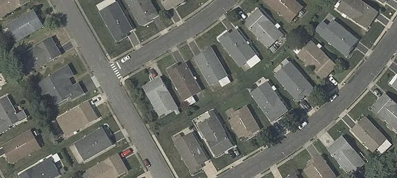 Flex Space with Paved Yard
