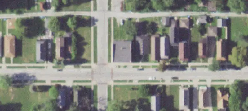6-Unit Apartment Building