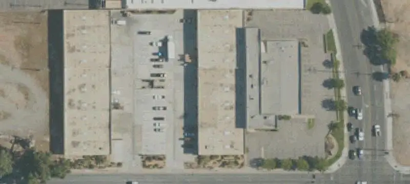 Flex Space with Grade-Level Door