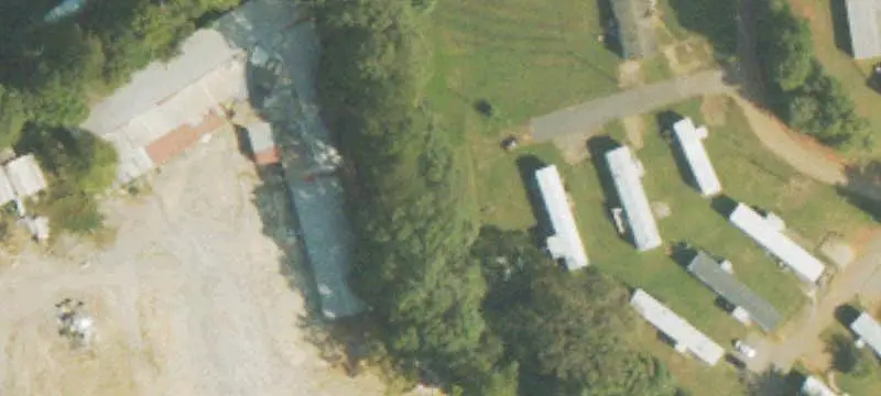 32-Home Mobile Home Park