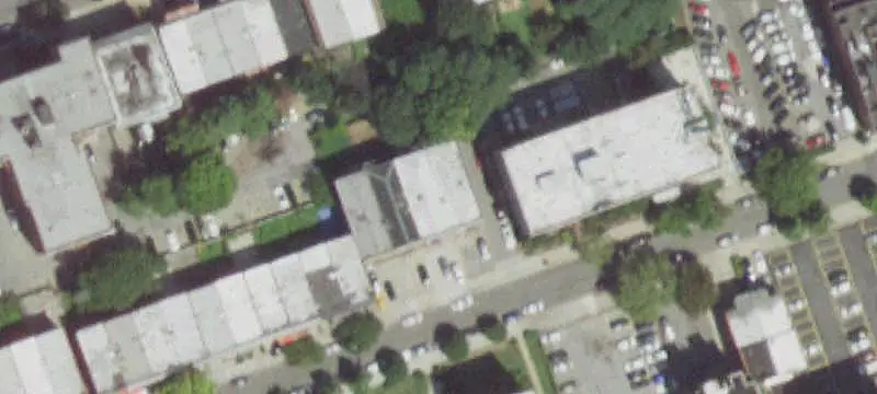 8-Unit Apartment Building