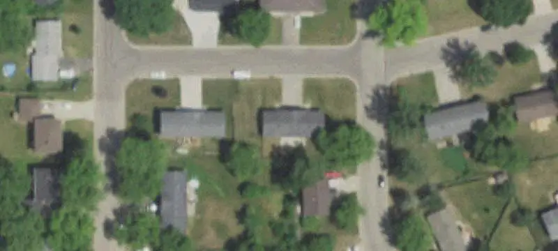 Side-by-Side Raised-Ranch Duplex