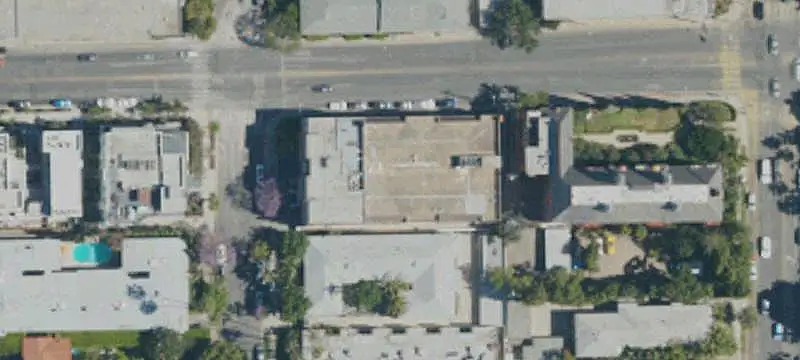 32-Unit Apartment Building