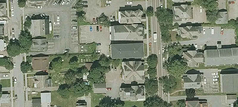 10-Unit Brick Apartment Building