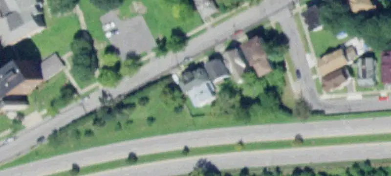 Triplex with Side-by-Side Units