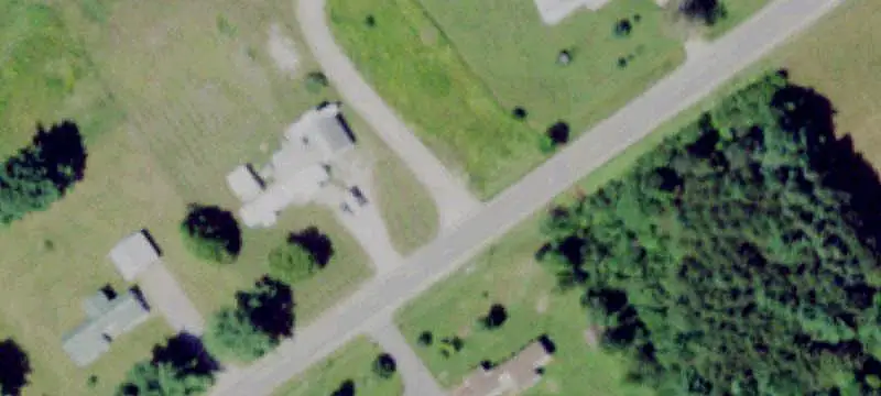 Mobile Home Park with Garage