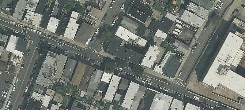 Multi-Level Retail Storefront