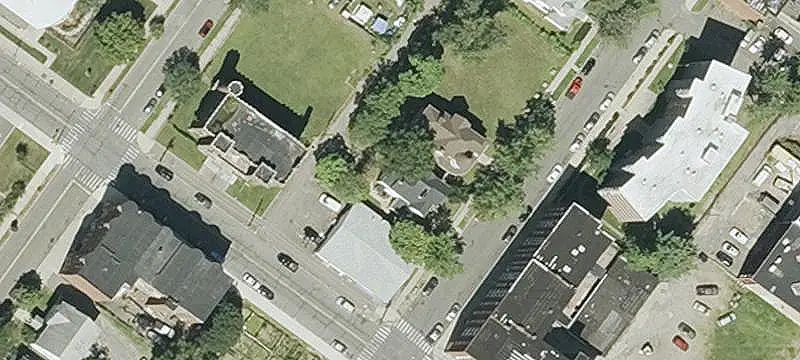 2-Unit Duplex with Third-Floor Space