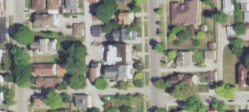 6-Unit Brick Apartment Building