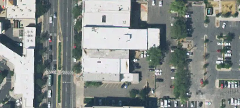 Two-Level Retail Space