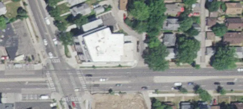 Retail Building with Separate Entrances