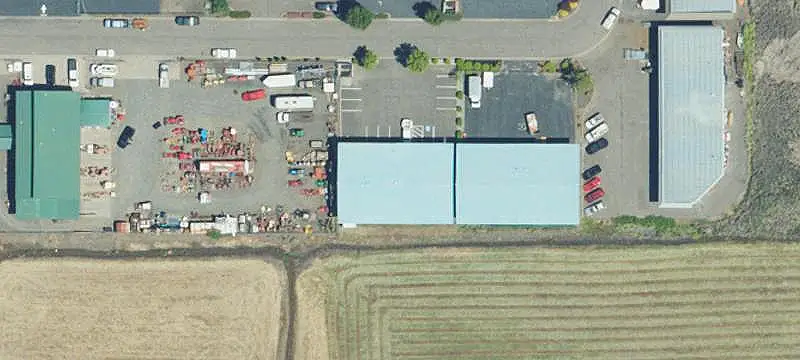 Flex Building with Shop Space