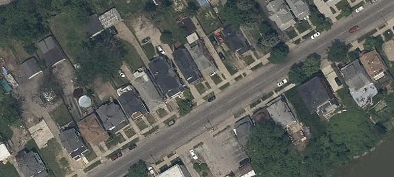 Two-Unit River-View Duplex