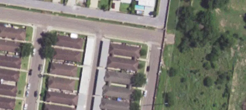 Four-Unit Gated Quadplex