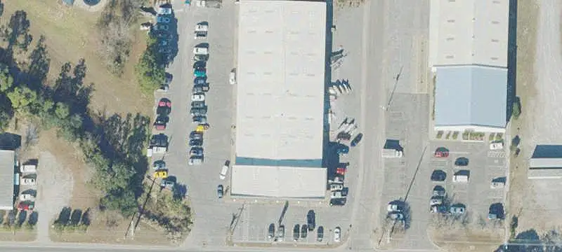 Warehouse Space with Roll-Up Door