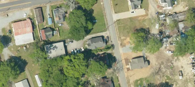 Mixed-Use Property with Auto Shop