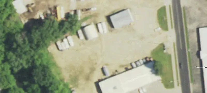Flex Space with Overhead Door