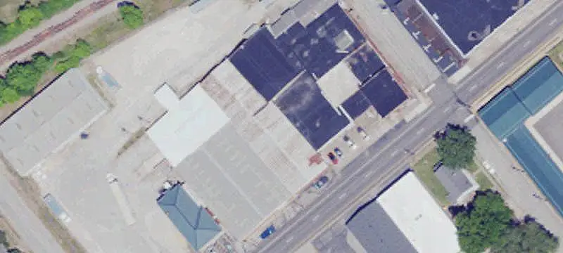 Warehouse with Grade-Level Door