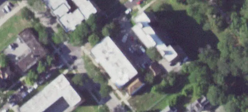 32-Unit Brick Apartment Building