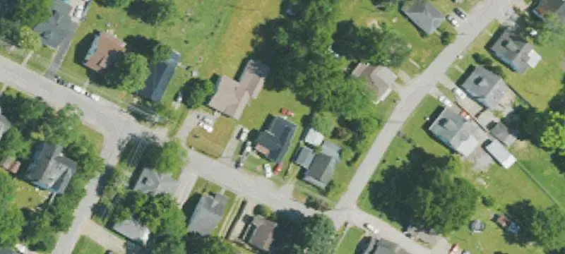Brick Flex Space with Garage