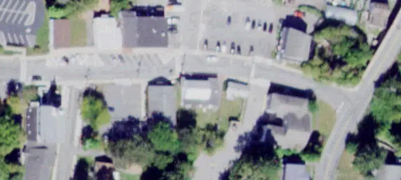 Mixed-Use Building with Pizzeria
