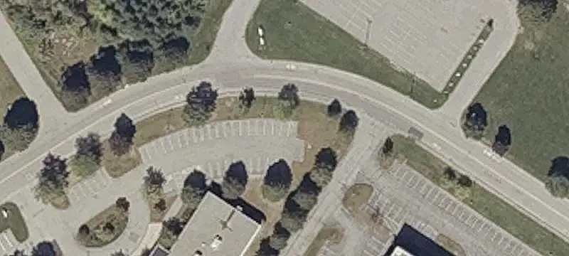 Subdividable Office Building