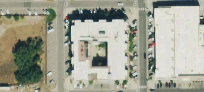 Street-Level Spa and Wellness Space