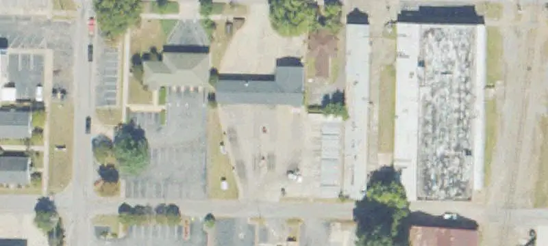 Open-Plan Specialty Commercial Space
