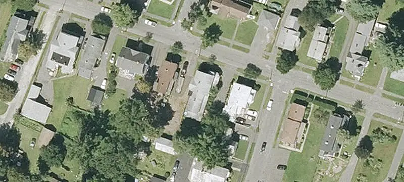Duplex with Separate Utilities