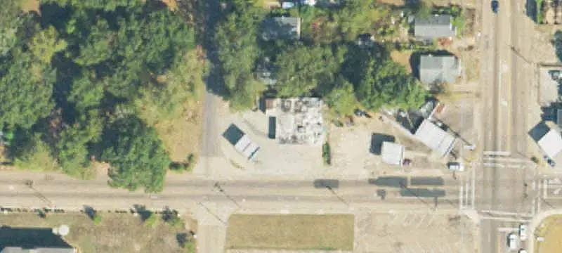 Convenience Store with Apartment