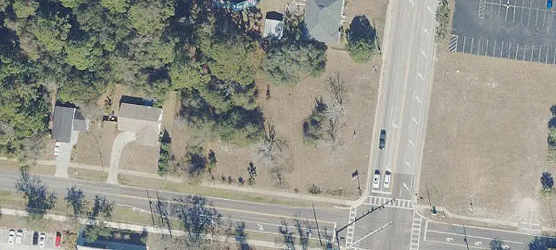 Commercial Land at Signalized Corner