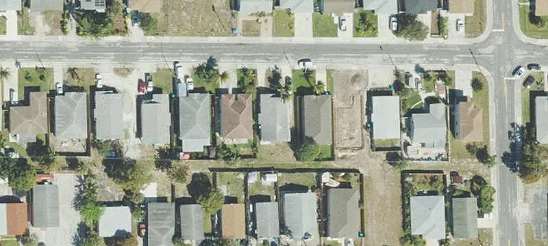 Updated 2-Unit Duplex