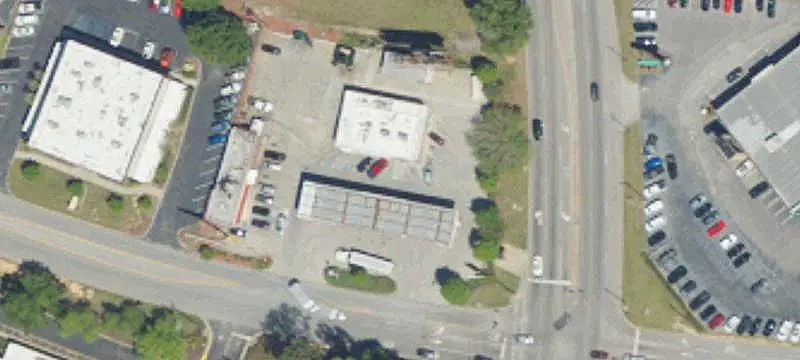 Mixed-Use Office and Showroom
