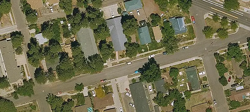 Triplex with Alley Parking