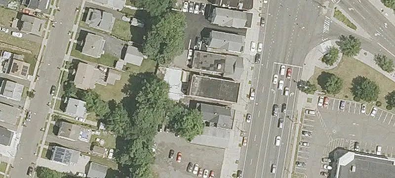 Mixed-Use Building with Split Basement