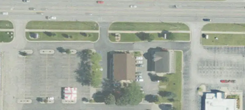 Retail Building with Existing Tenant
